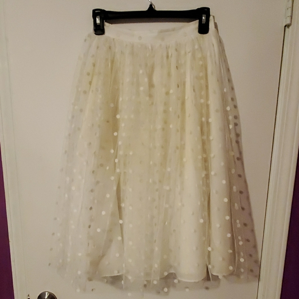 50s style polka-dot skirt